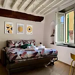 Apartmán Aquarium - Old Port - Center, Private Access Janov